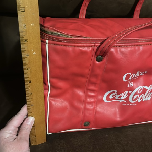 VTG Coke is Coca-Cola soft cooler - Picture 2 of 8